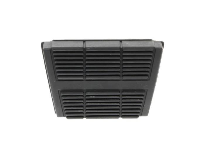 AMD Brake / Clutch Pedal Pad, Manual, 85-91 Chevy GMC C/K Truck Suburban Blazer Jimmy; 73-77 Chevelle, El Camino; 73-84 Squarebody Truck SUV Clutch Pedal Pad 476-4085-M