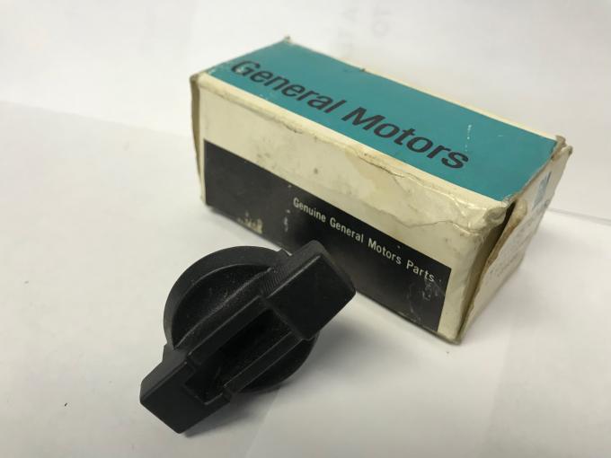 GM 1984-1991 Chevrolet/GMC Truck Uncoded Lock Cylinder, NOS 15576146