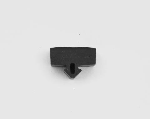Detroit Muscle Technologies Mopar 66 Valiant 70 Roadrunner 71-72 Fury Decklid Trunk Bumper 2602675 CHR2602675