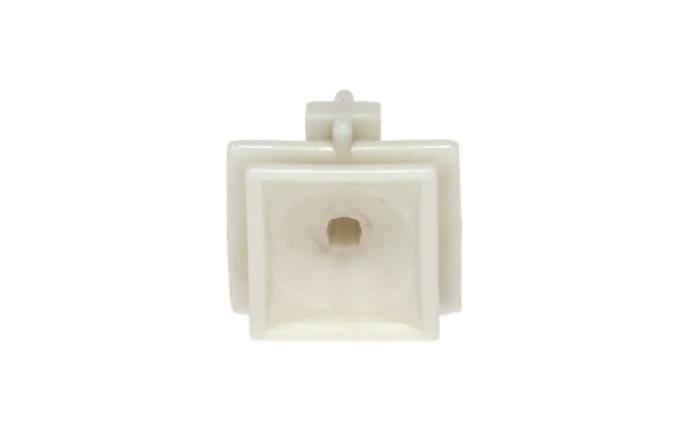 AMD Lower Door Panel Retainer Clip, 81-91 Chevy GMC CK Truck Blazer Jimmy Suburban 501-4073-9