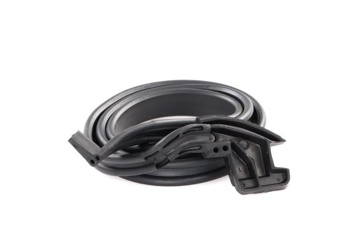 AMD Hardtop Side Weatherstrip, LH, 76-91 Chevy GMC Blazer Jimmy, on Removable Top X615-4376-L